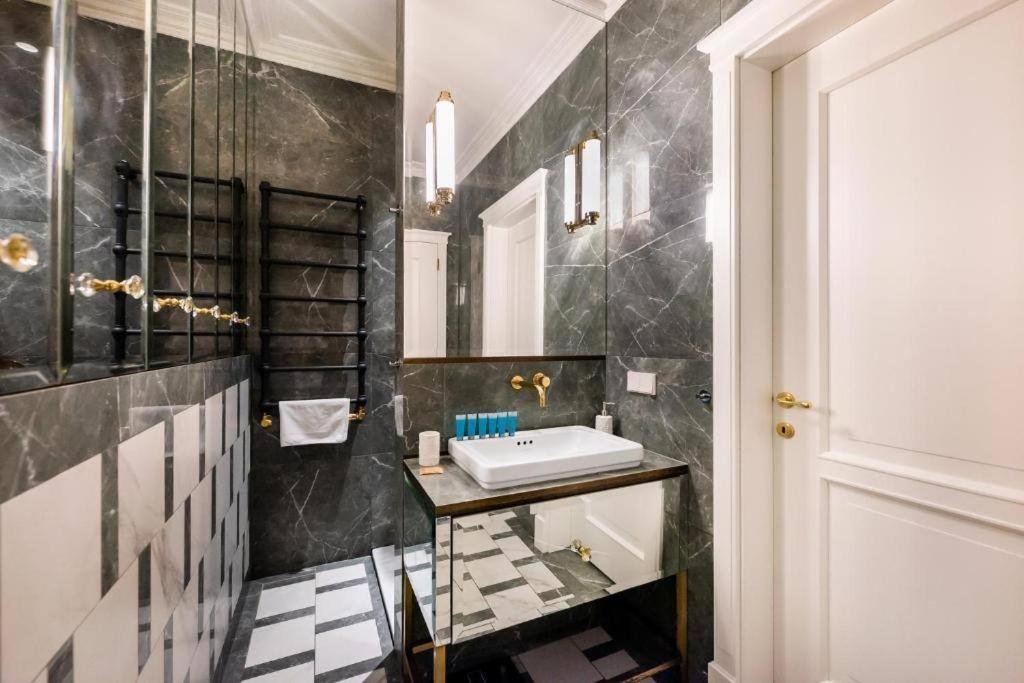 Luxury Garden Apartment Варшава Екстер'єр фото