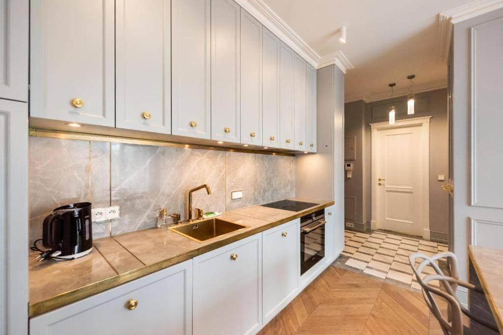 Luxury Garden Apartment Варшава Екстер'єр фото