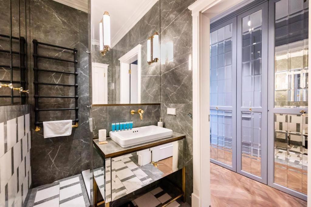 Luxury Garden Apartment Варшава Екстер'єр фото